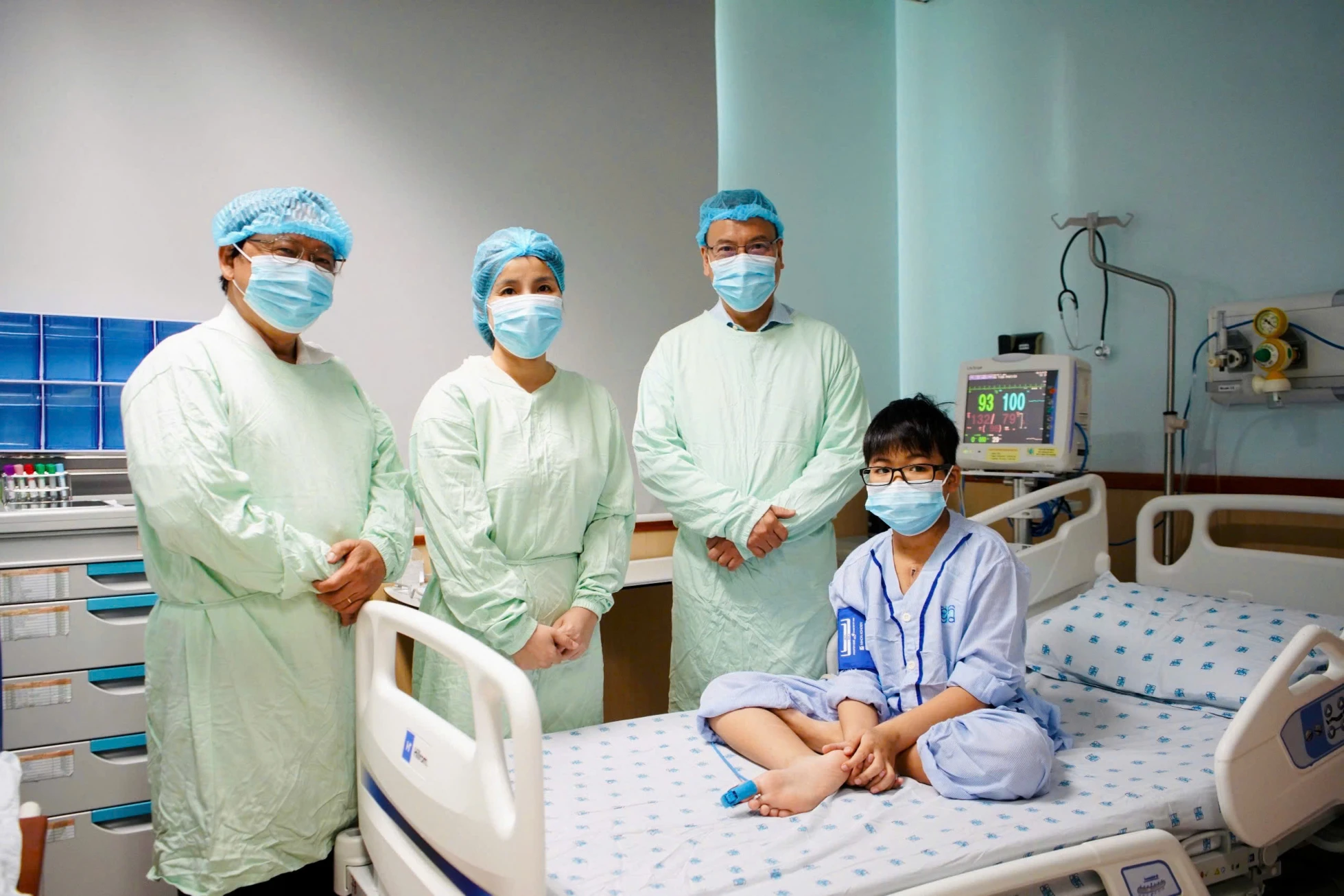 https://static.quochuyanhcorp.vn/21398/2025/CSR/Ca 8 - Nguyễn Tiến Phát/z6510634378708_c7d1be5a3683a245363a5fe57c151811.jpg